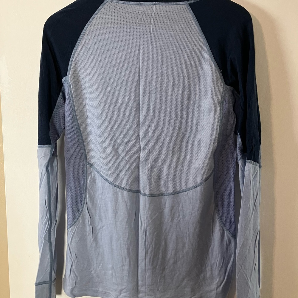 Kari Traa Alelam Long Sleeve Merino Wool Baselayer Shirt in Naval Size XL - Picture 2 of 5